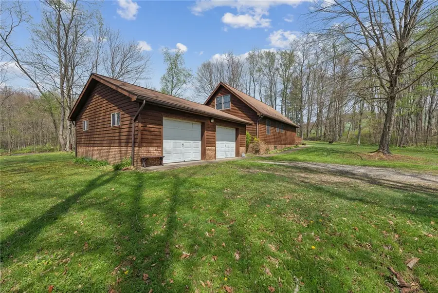 136 Bottom Rd, Mill Run, PA 15464 - #2