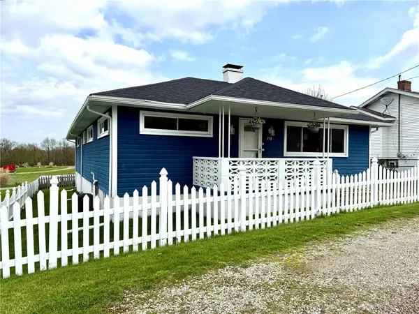 758 Zandona St, New Kensington, PA 15068