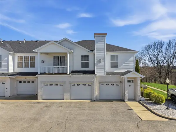 229 Adams Pointe Blvd #2, Mars, PA 16046