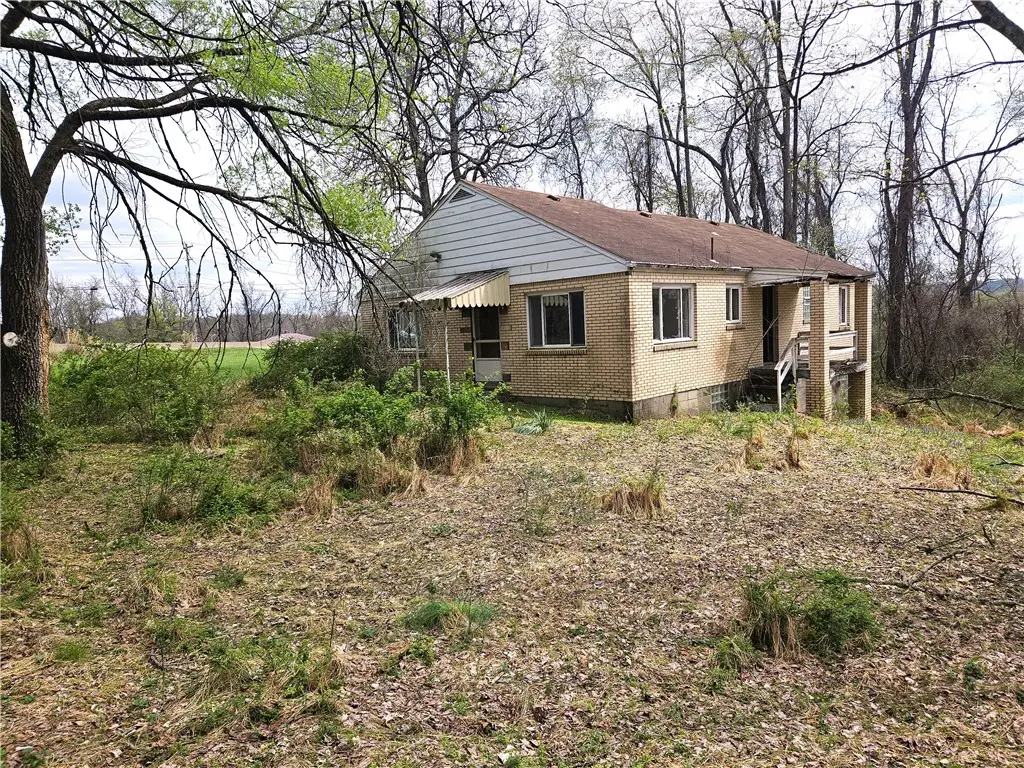 6079 William Penn Hwy, Export, PA 15632 - #1