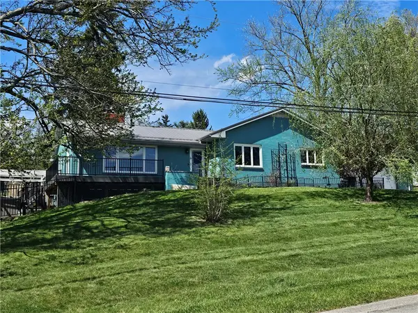 95 Paul Dr, Washington, PA 15301