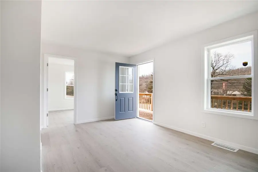 582 Oneida Valley Rd, Butler, PA 16001 - #3