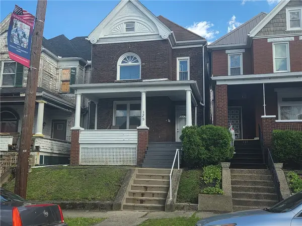 135 Farragut Ave, Vandergrift, PA 15690