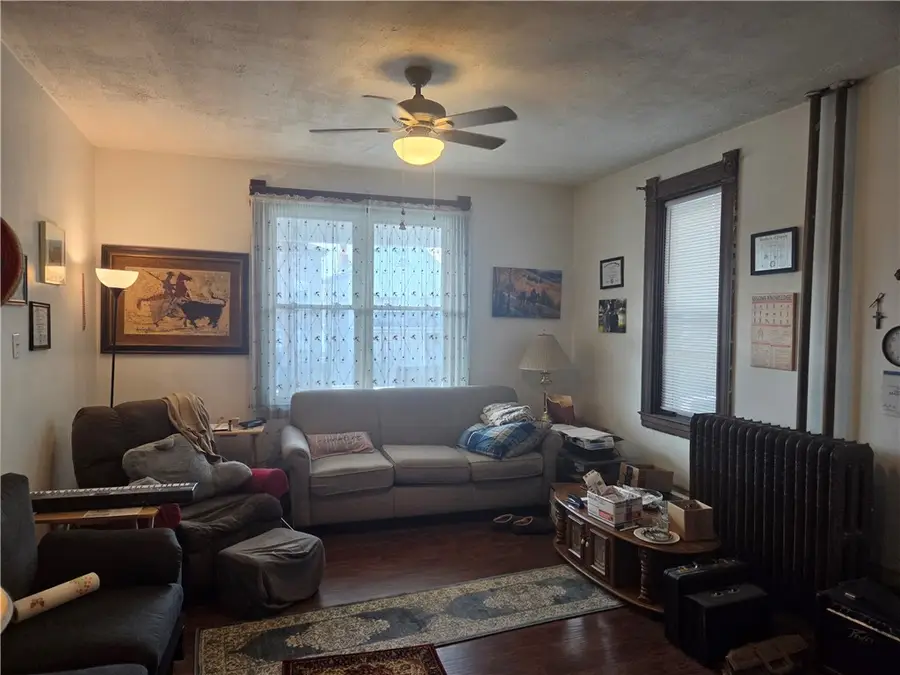 135 Farragut Ave, Vandergrift, PA 15690 - #3