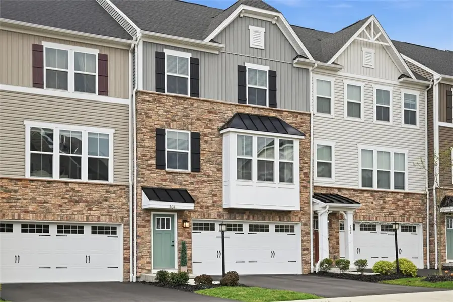 204 Cranesbill Dr, Mars, PA 16046 - #2