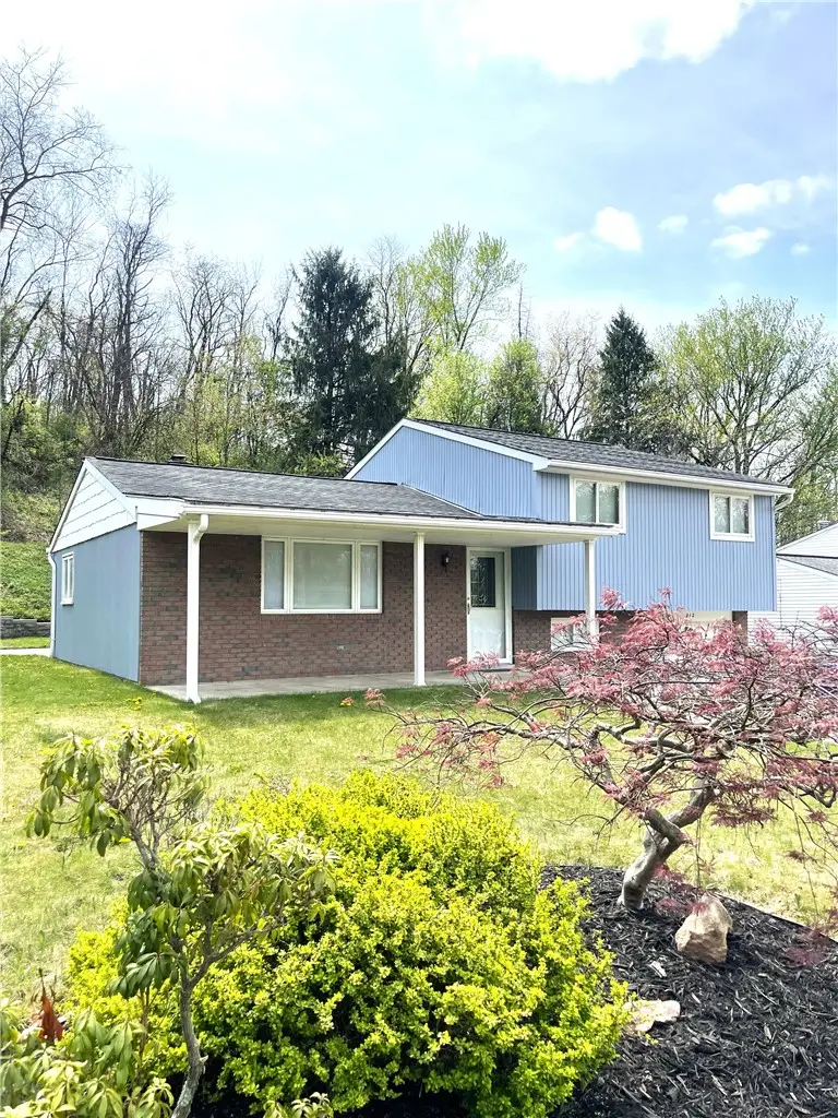 212 Chestershire Dr, Oakdale, PA 15071 - #2