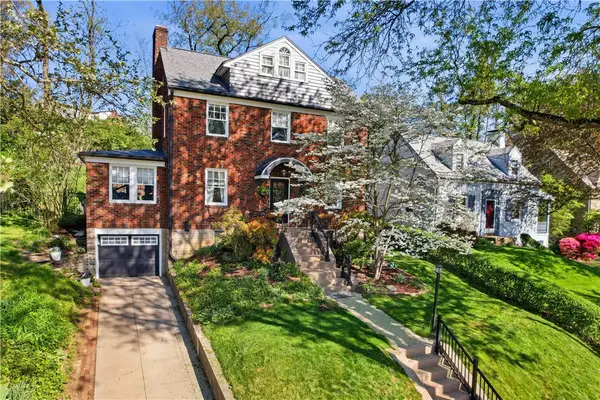 240 Inglewood Drive, Pittsburgh, PA 15228