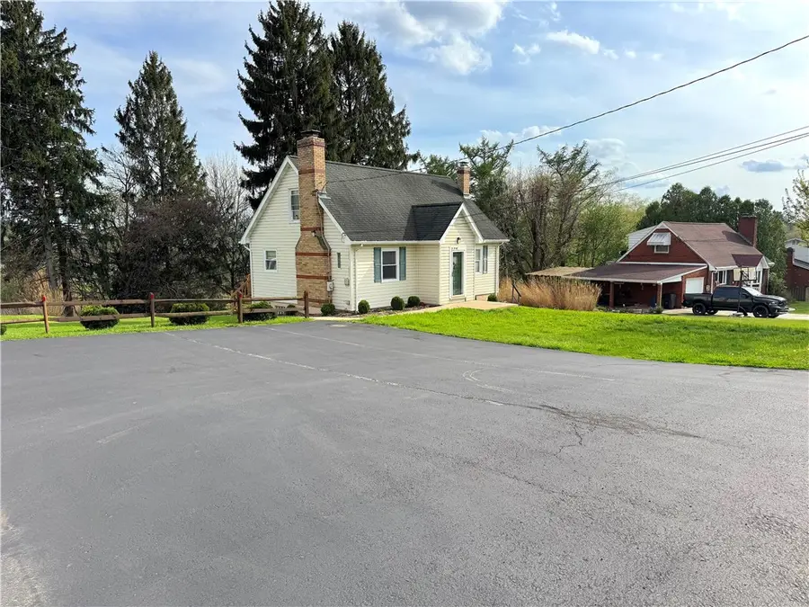 7 W Pine St, Delmont, PA 15626 - #3