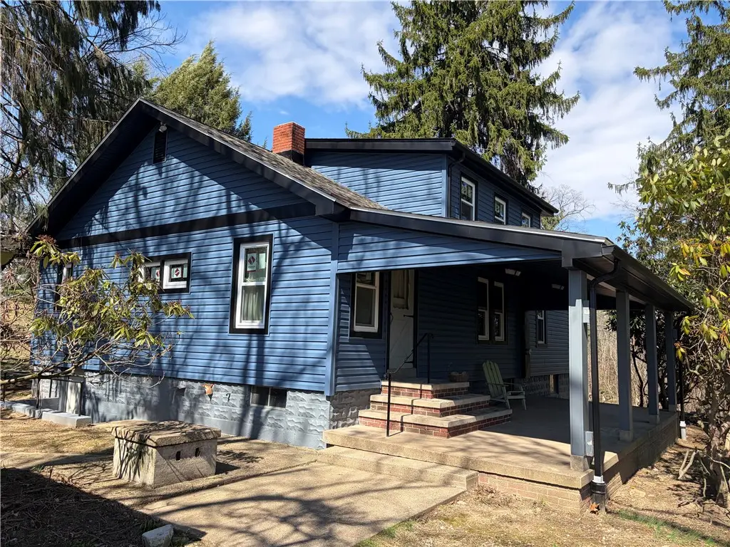 345 Garvin Rd, Finleyville, PA 15332 - #1