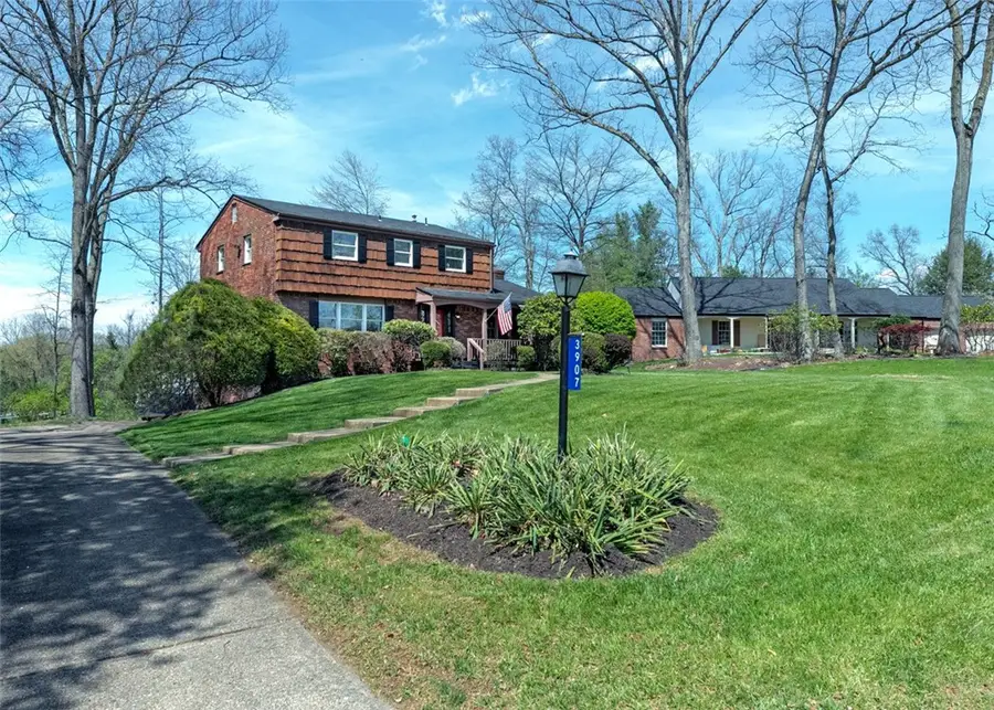 3907 Glencoe Court, Murrysville, PA 15668 - #2