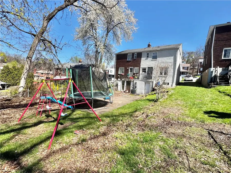 928 Woodbine St, Pittsburgh, PA 15201 - #3