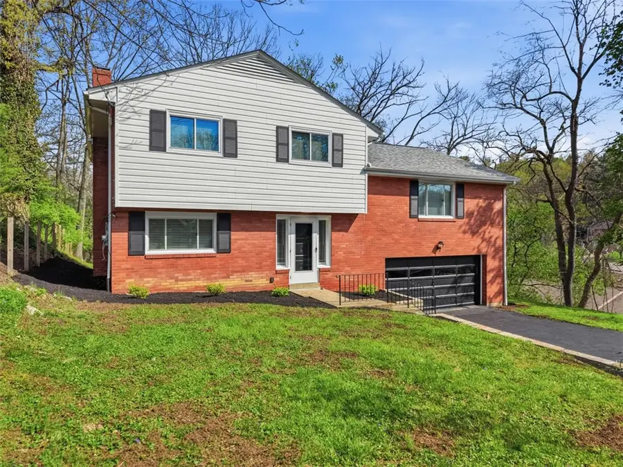 343 Inglewood Dr., Pittsburgh, PA 15228 - #2