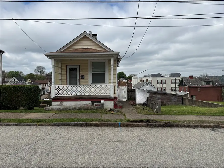 1208 Scott St, McKeesport, PA 15132 - #2
