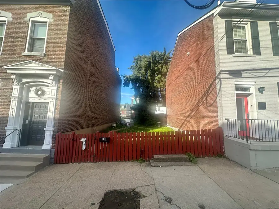 251 37th St, Pittsburgh, PA 15201 - #2