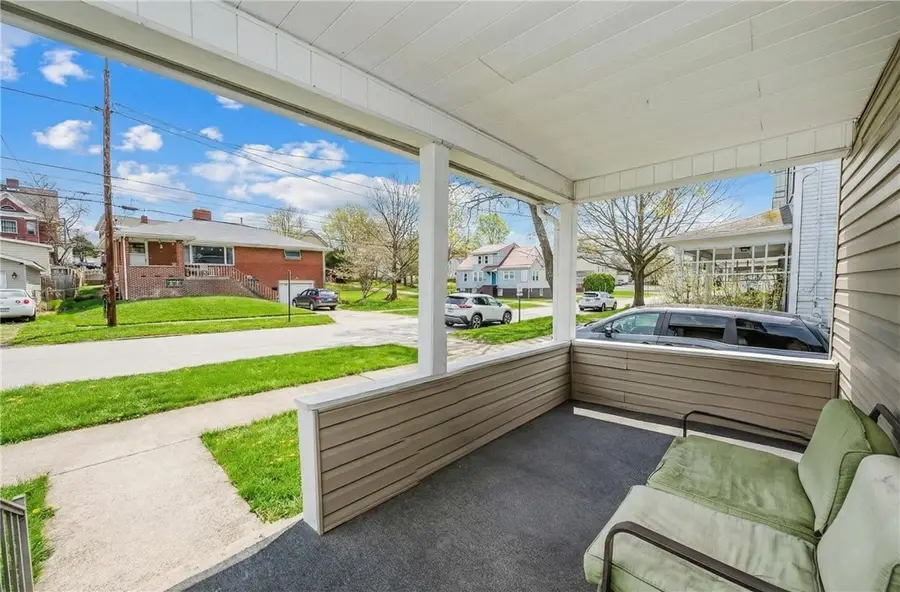 242 N 10th St, Indiana, PA 15701 - #2