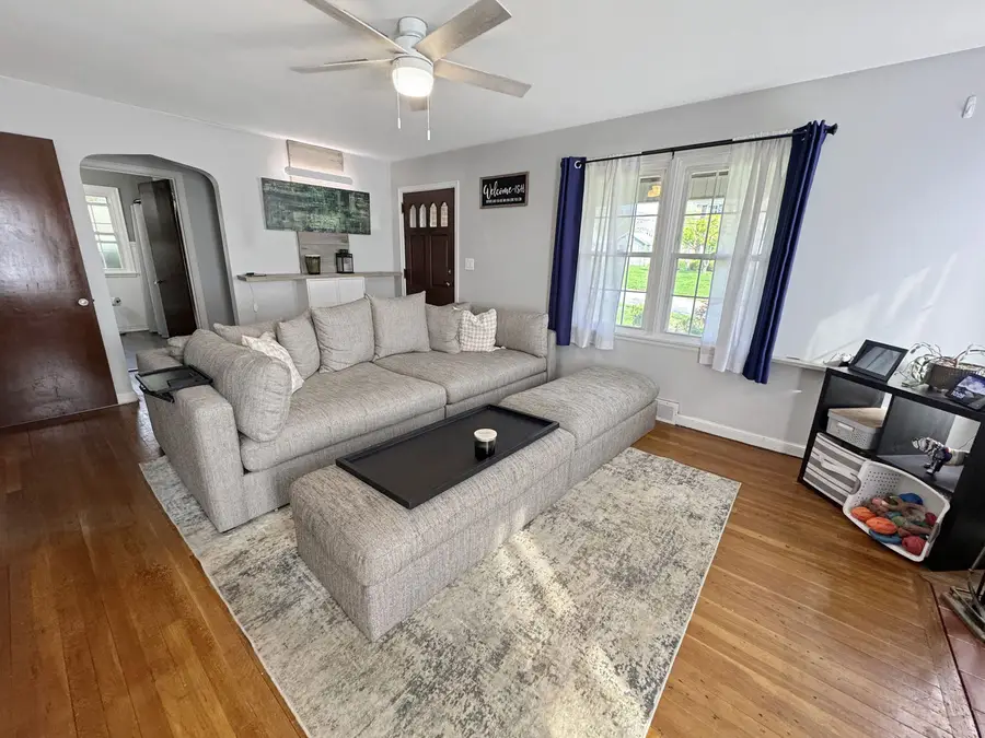 3006 Roosevelt Ave, Aliquippa, PA 15001 - #3