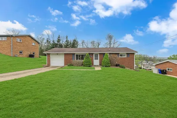 1280 S Walnut St, Monaca, PA 15061