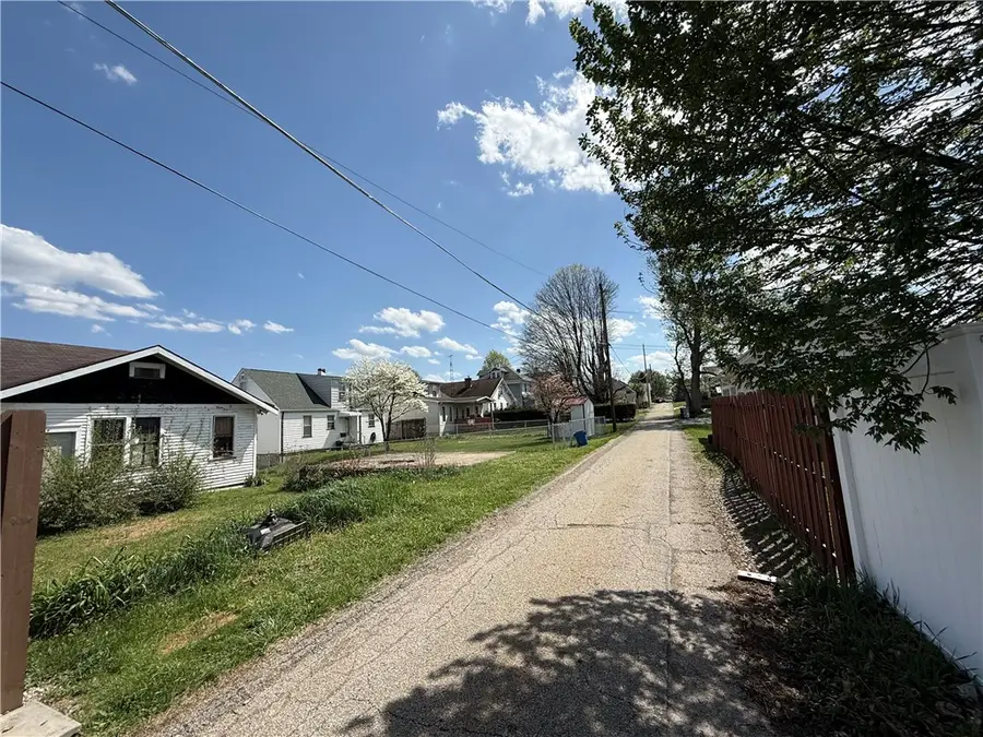 12 Connor St, Uniontown, PA 15401 - #3