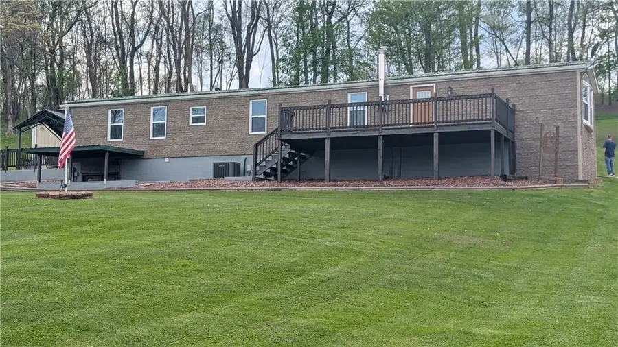 203 Colvin Rd, Greensboro, PA 15338 - #2