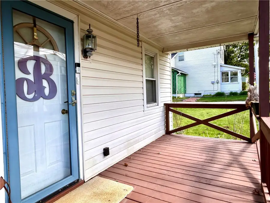 42 9th St, Lucernemines, PA 15754 - #2