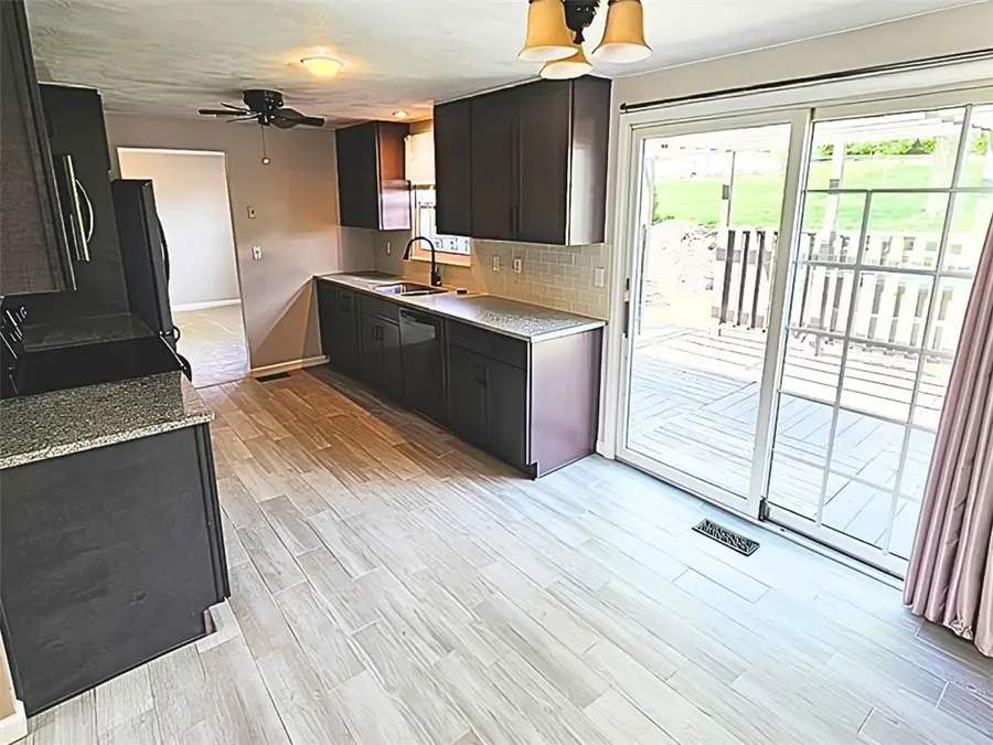 8961 Barnes Lake Rd, Irwin, PA 15642 - #3