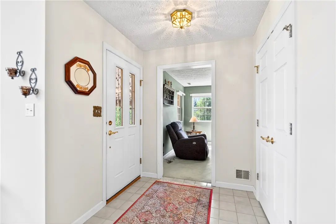 6366 Jefferson Pointe Cir, Clairton, PA 15025 - #1