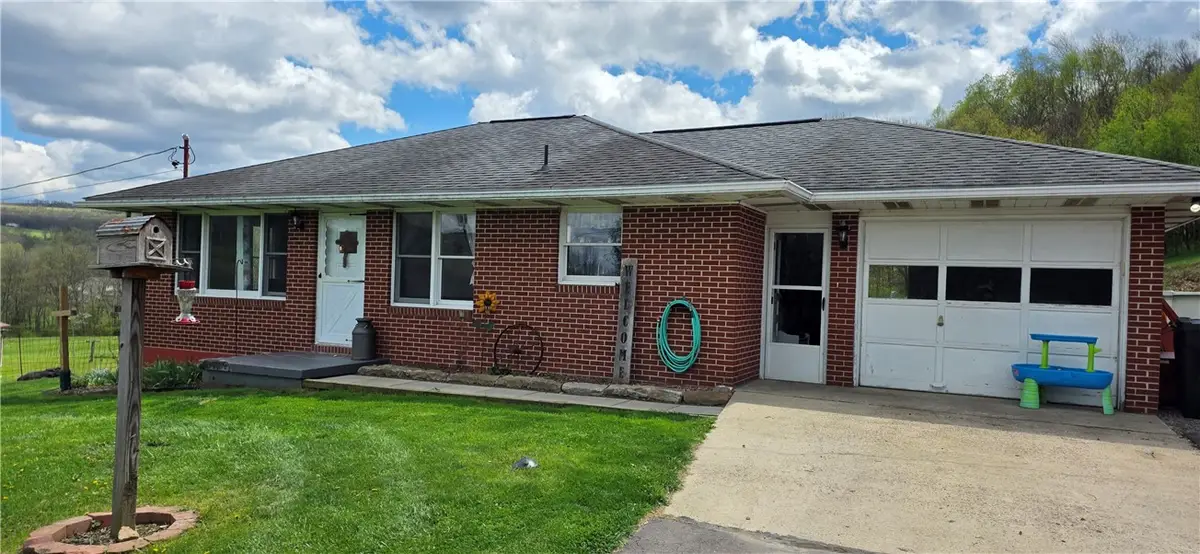 217 Camp Ground Rd, Confluence, PA 15424 - #1