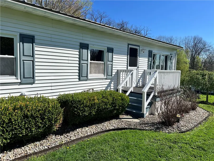 21 West Dr, Greenville, PA 16125 - #2