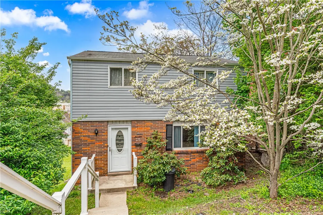 513 Noblestown Rd, Carnegie, PA 15106 - #1