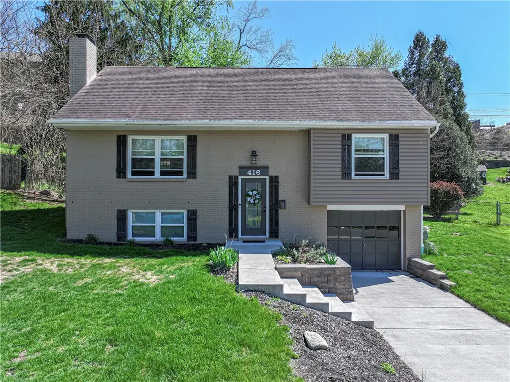 416 Winfred Manor Dr, Bethel Park, PA 15102 - #1