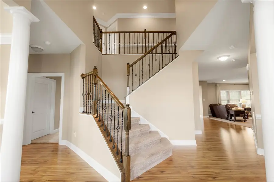 505 Cortland Dr, Finleyville, PA 15332 - #2