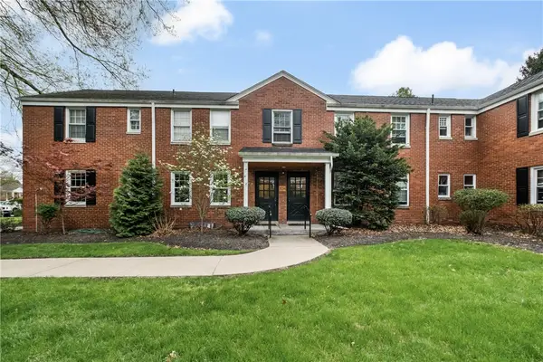 834 Thorn St #17, Sewickley, PA 15143