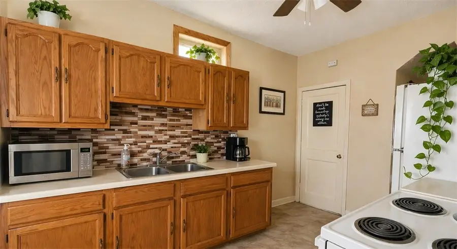 1808 3rd Ave, Beaver Falls, PA 15010 - #2
