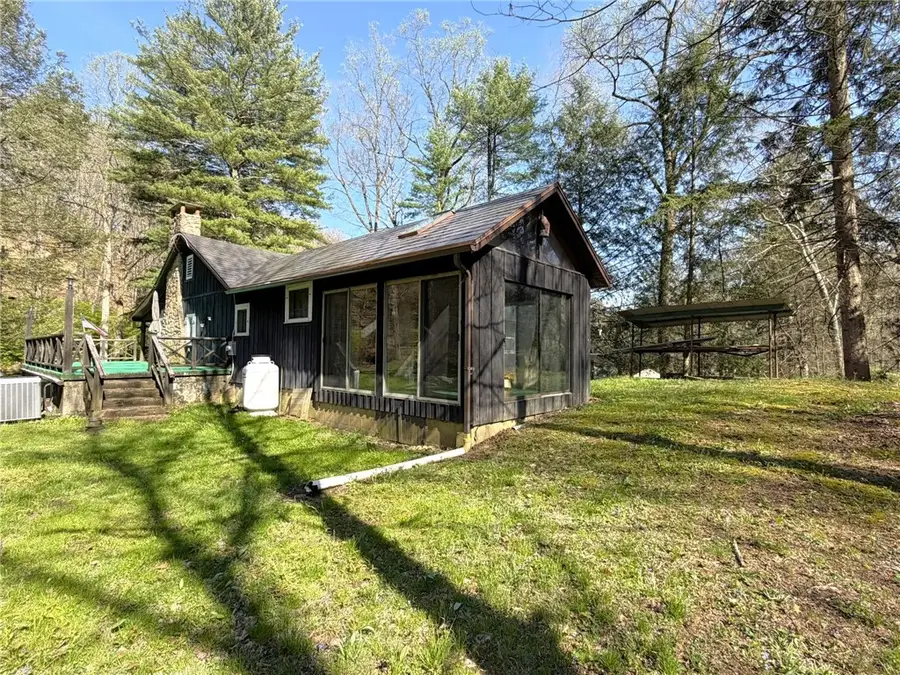 219 Noel Road, Latrobe, PA 15650 - #3