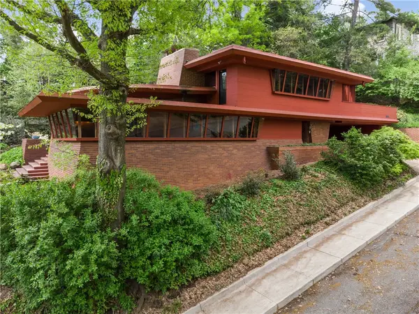 5139 Penton Rd, Pittsburgh, PA 15213