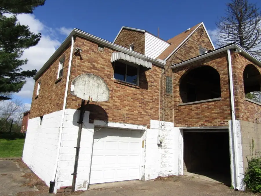 216 Lamar St, Pittsburgh, PA 15214 - #3