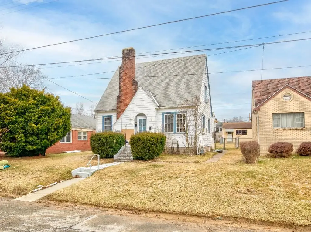 1818 Vanburen St, Aliquippa, PA 15001 - #1