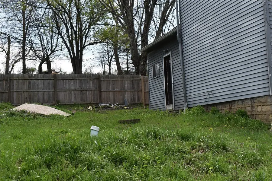 2380 Mt Pleasant Rd, Ruffs Dale, PA 15679 - #2