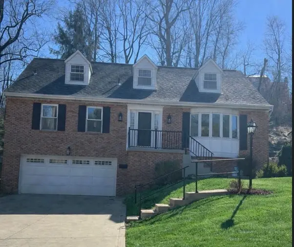 215 Black Oak Dr, Pittsburgh, PA 15220 - #1