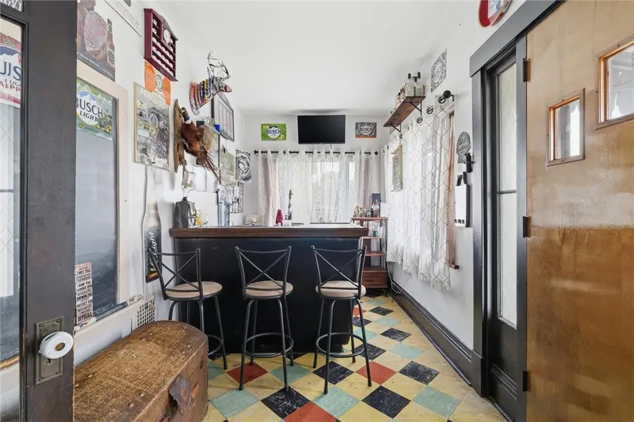 106 Castner Ave, Donora, PA 15033 - #2
