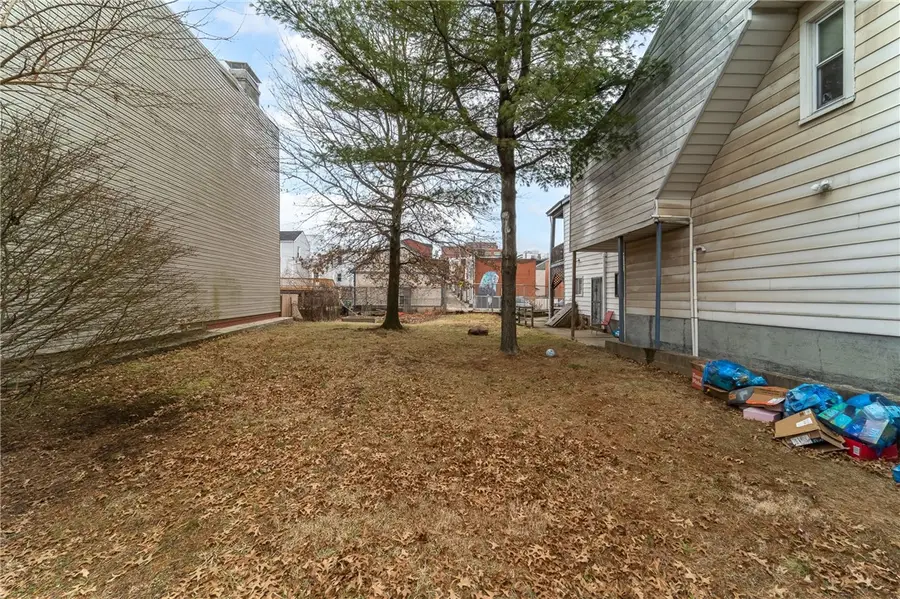 1009-1011 Chestnut St, Pittsburgh, PA 15212 - #3