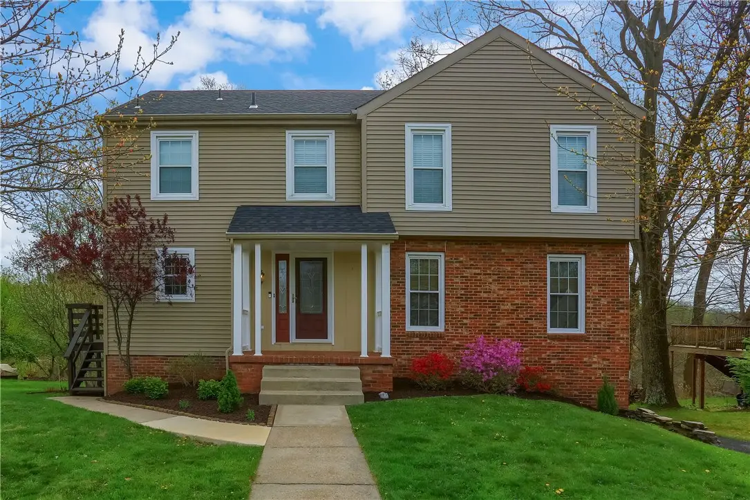 208 Parliament Drive, Coraopolis, PA 15108 - #1