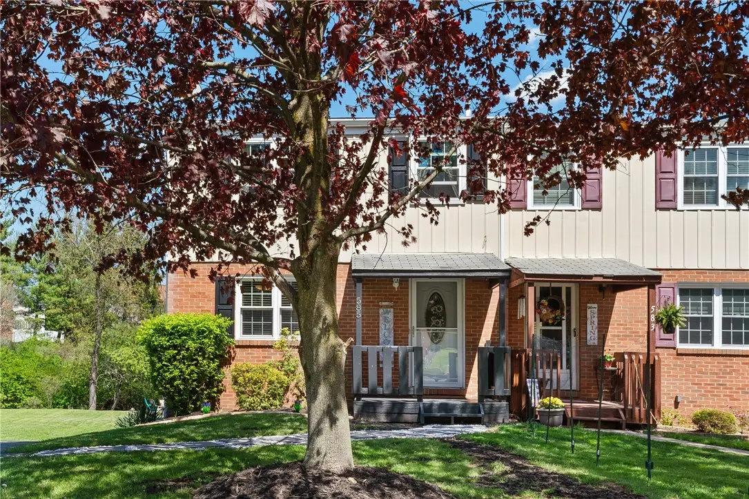 585 Pine Line Dr, Pittsburgh, PA 15237 - #1