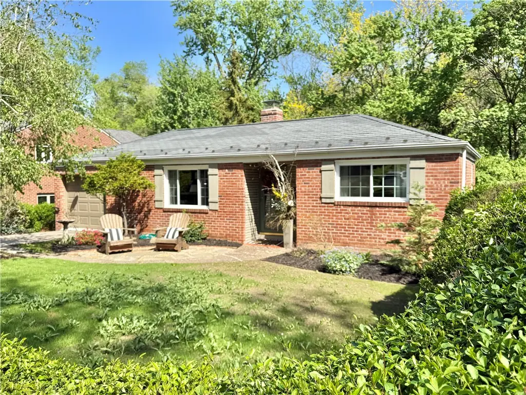 189 Inglewood Dr, Pittsburgh, PA 15228 - #1