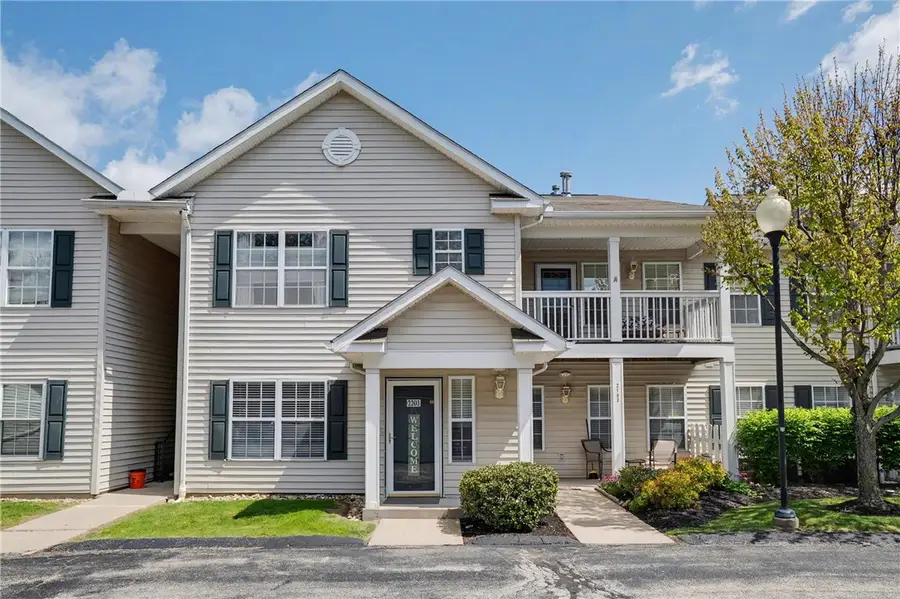 2203 Lenox Dr, Bethel Park, PA 15102 - #3