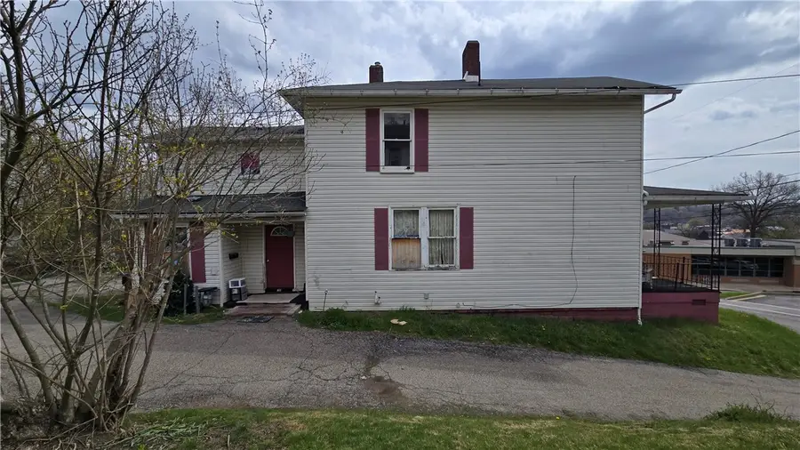338 Ellsworth St, Sharon, PA 16146 - #3