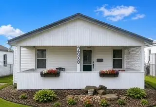 298 Liberty St, Bridgeville, PA 15017 - #2