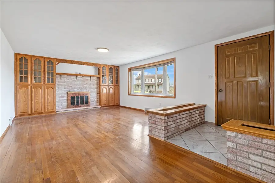 737 Courtview, Greensburg, PA 15601 - #2