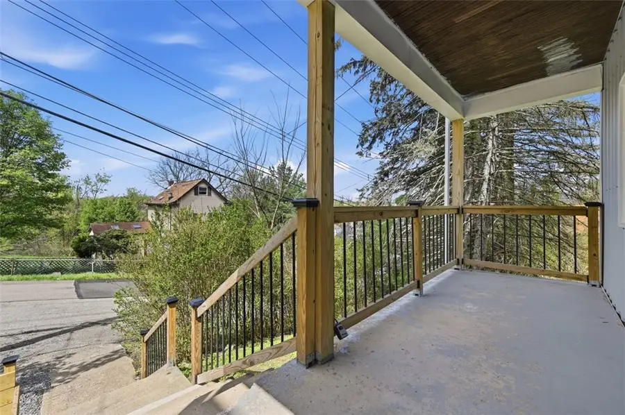 1713 Belasco Ave, Pittsburgh, PA 15216 - #3