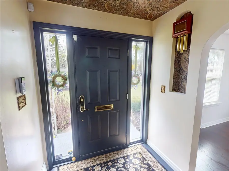108 E Muntz Ave, Butler, PA 16001 - #2